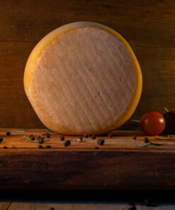 Queso artesanal redondo (1kg aprox)